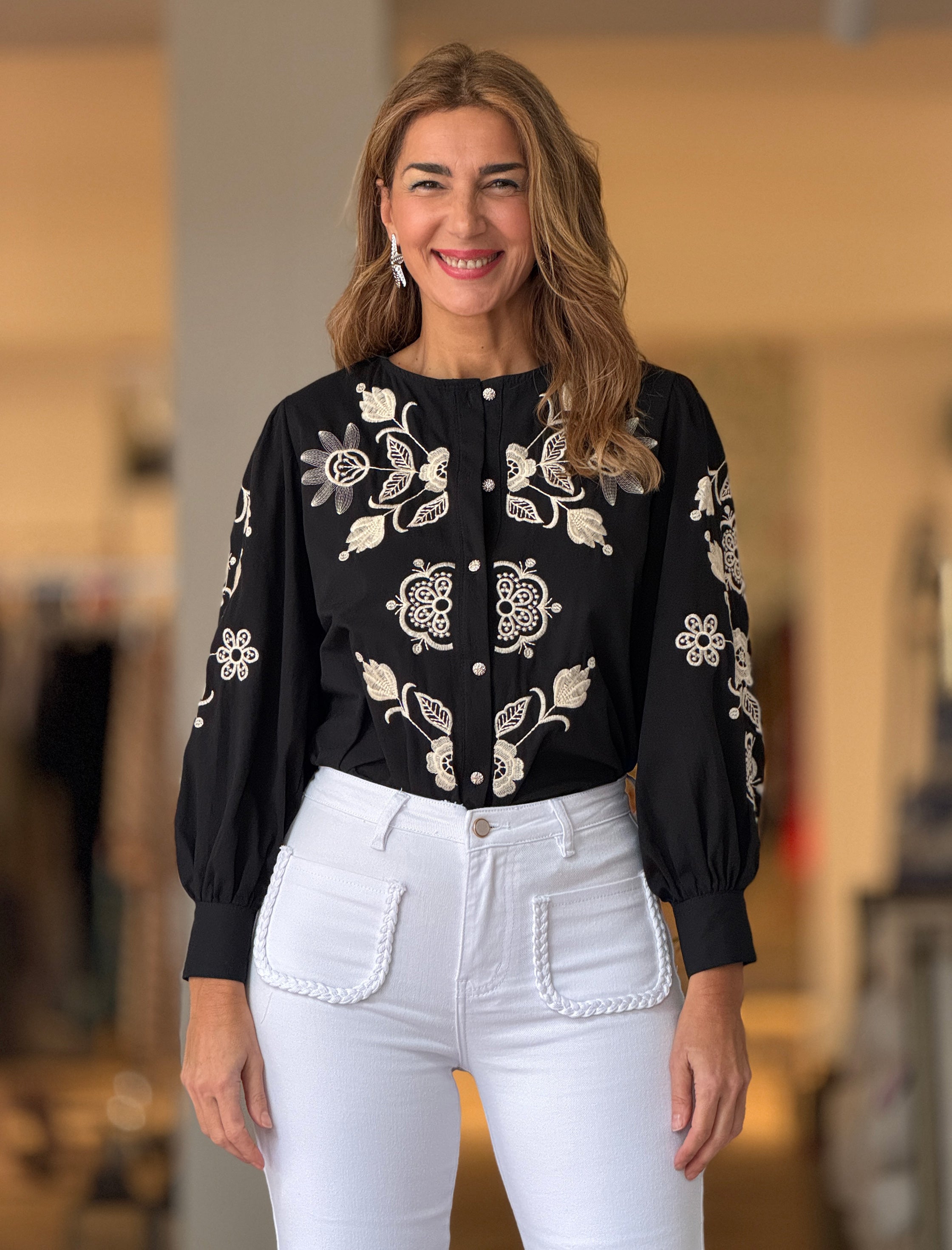 Ideal Women's Black Shirt with Embroidered Flowers | Nuria Cobo