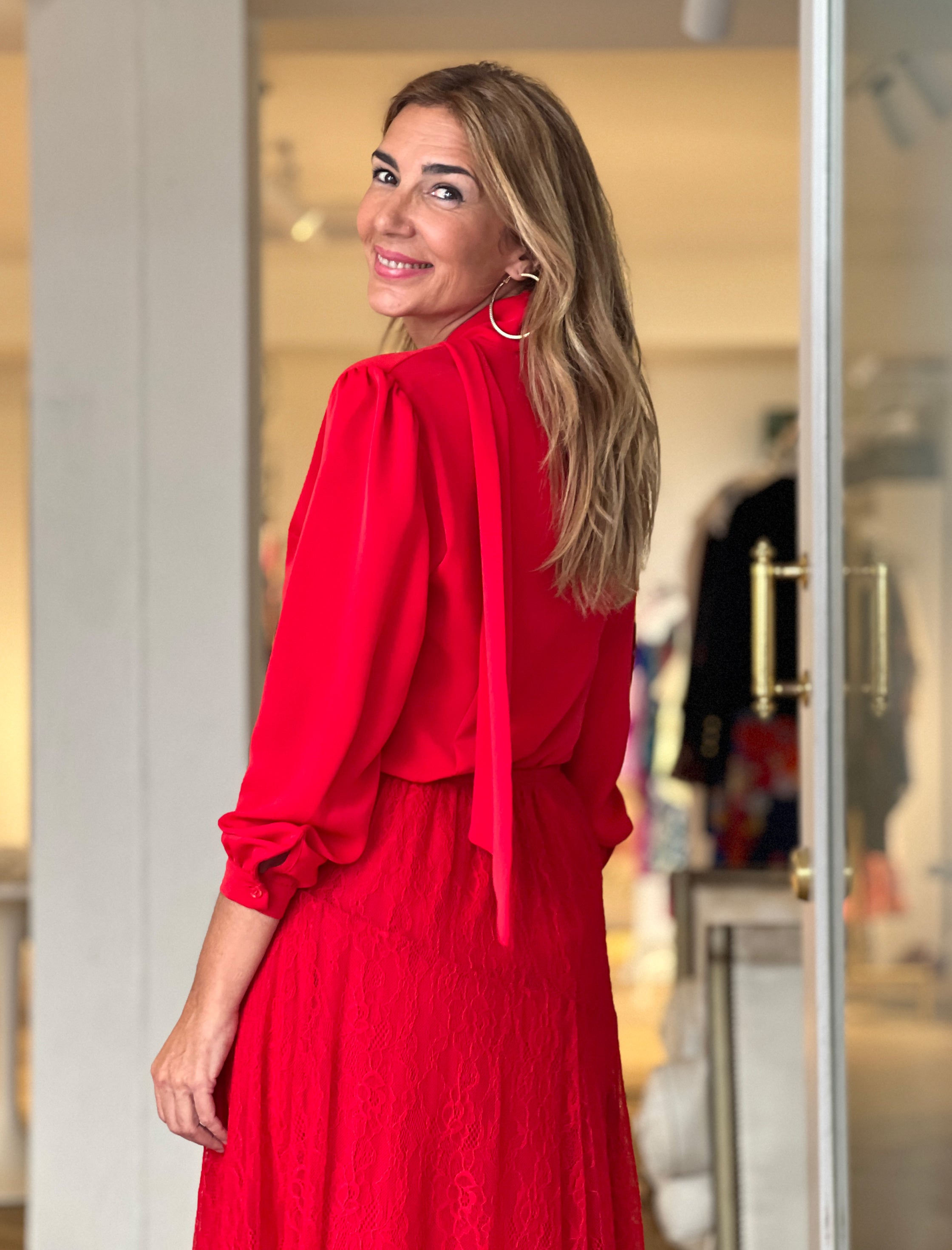 Camisa lazada en rojo