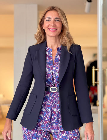 NAVY CHIC SLIM JACKET