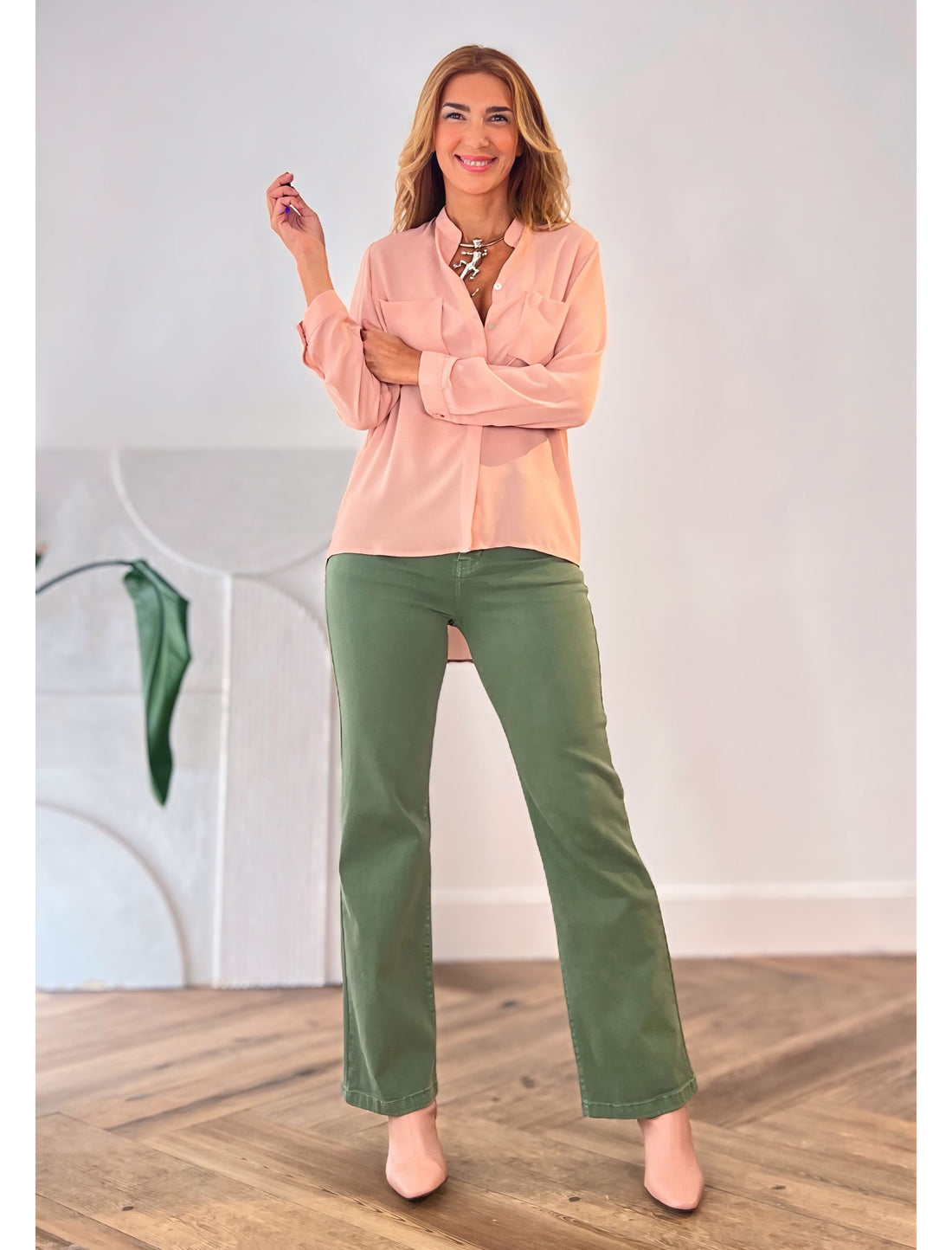 Pantalón vaquero bolsillos chic verde