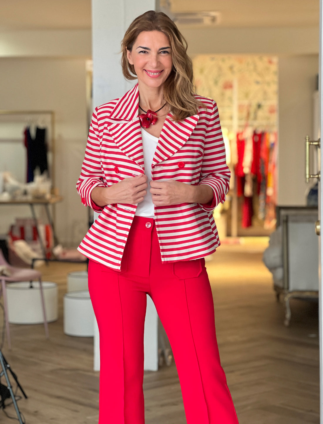 Chaqueta superbonita rayas rojas