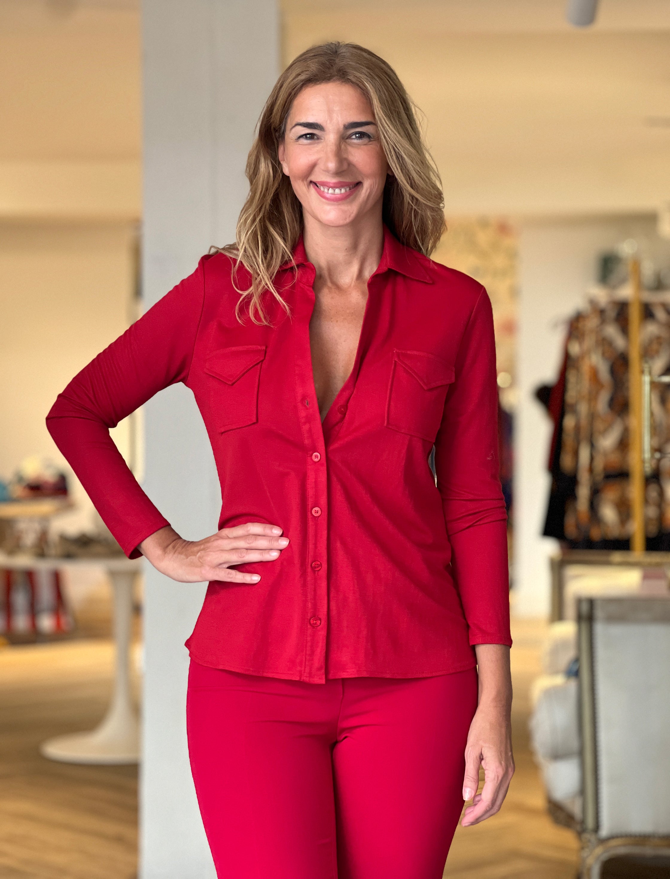 Camisa de viscosa para todo marsala