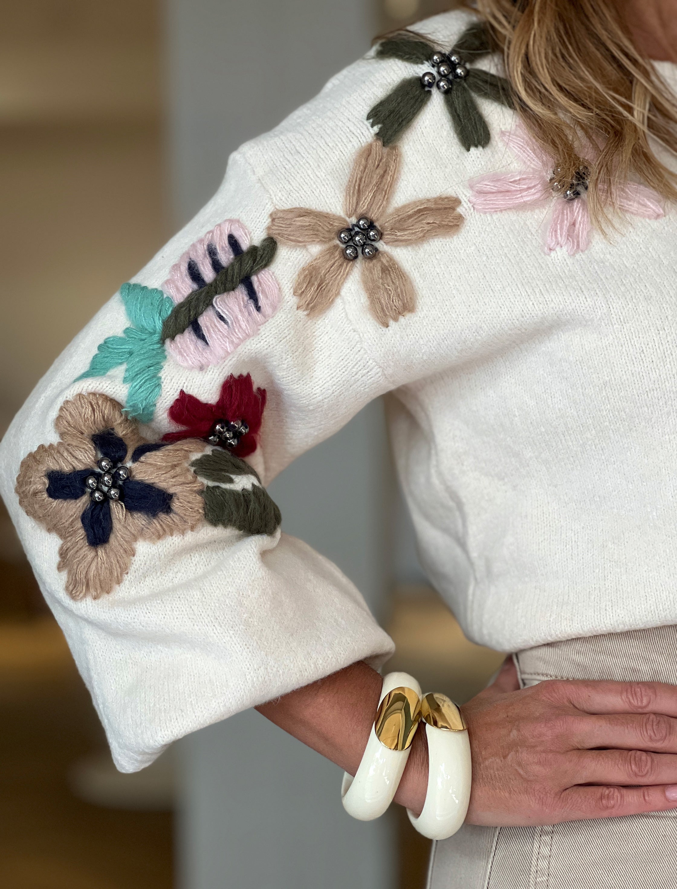 Jersey bordado precioso beige