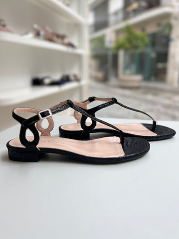 ESSENTIAL CHIC BLACK SANDAL
