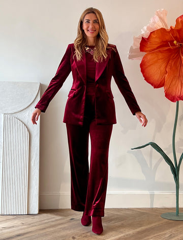 Look chaqueta y pantalón Ideal terciopelo burdeos