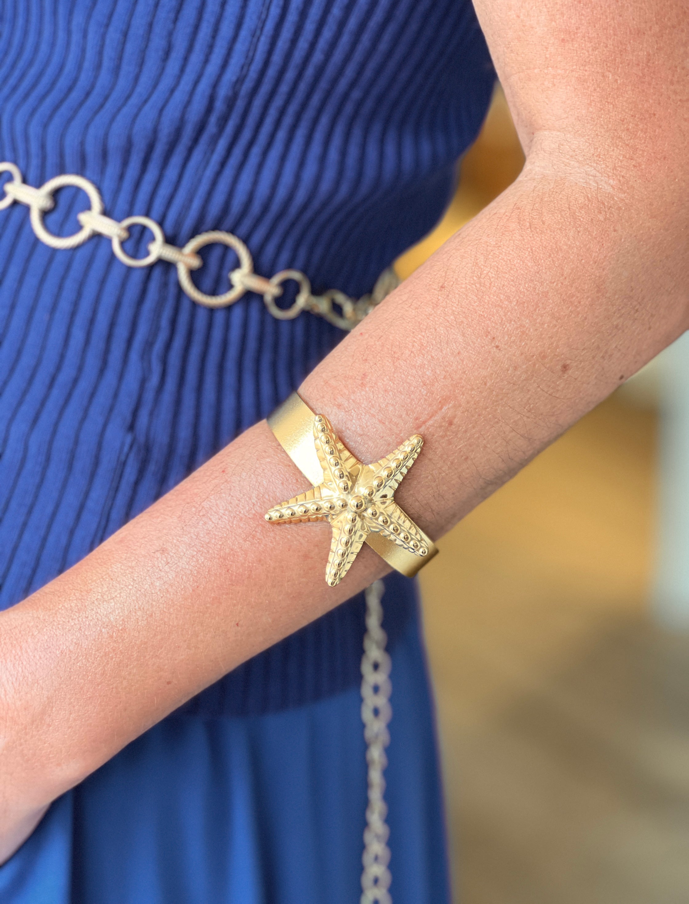 Brazalete marino dorado