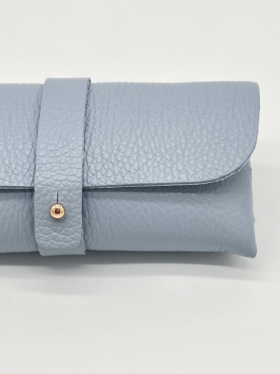 Funda de gafas de piel celeste