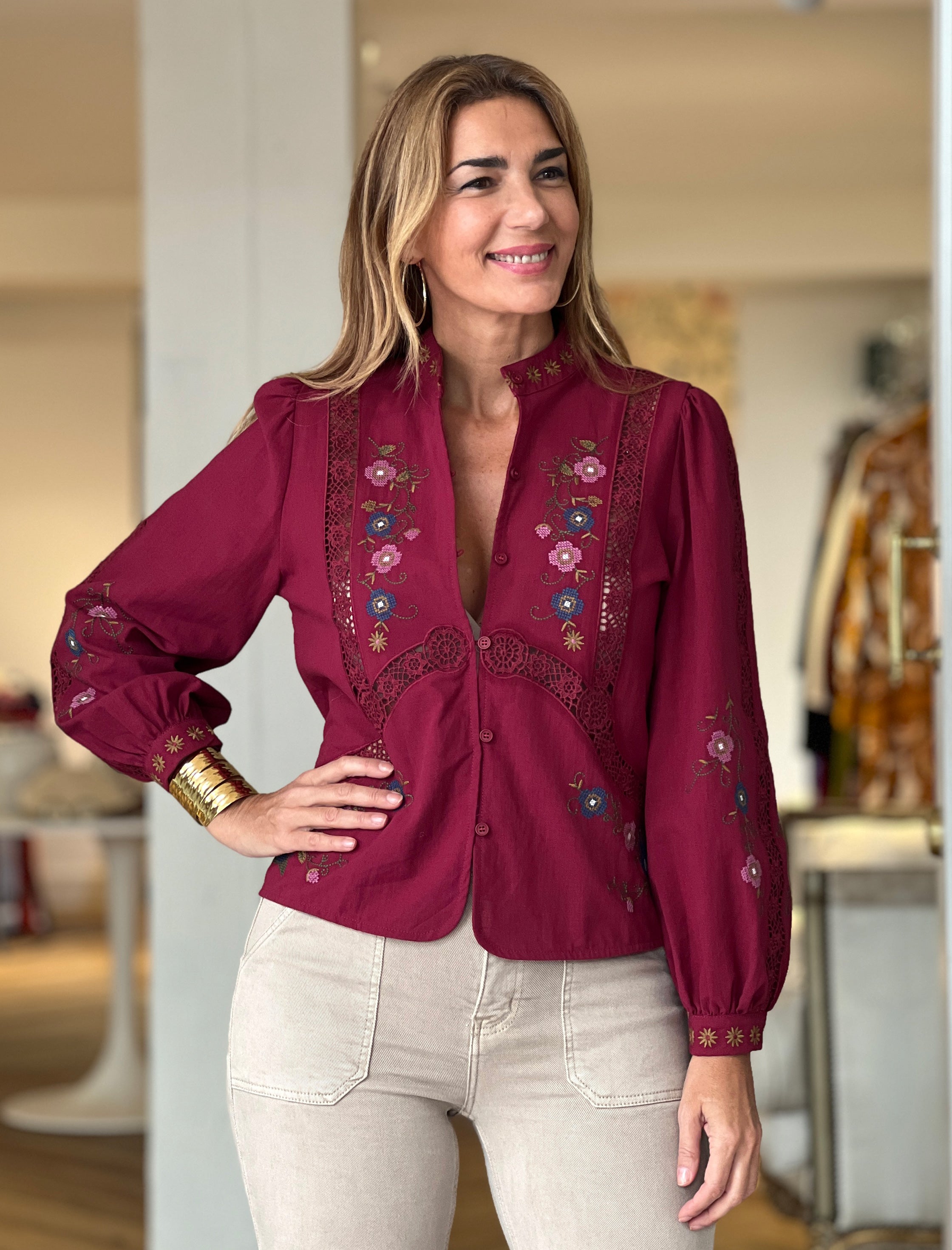 Camisa bordada mis flores