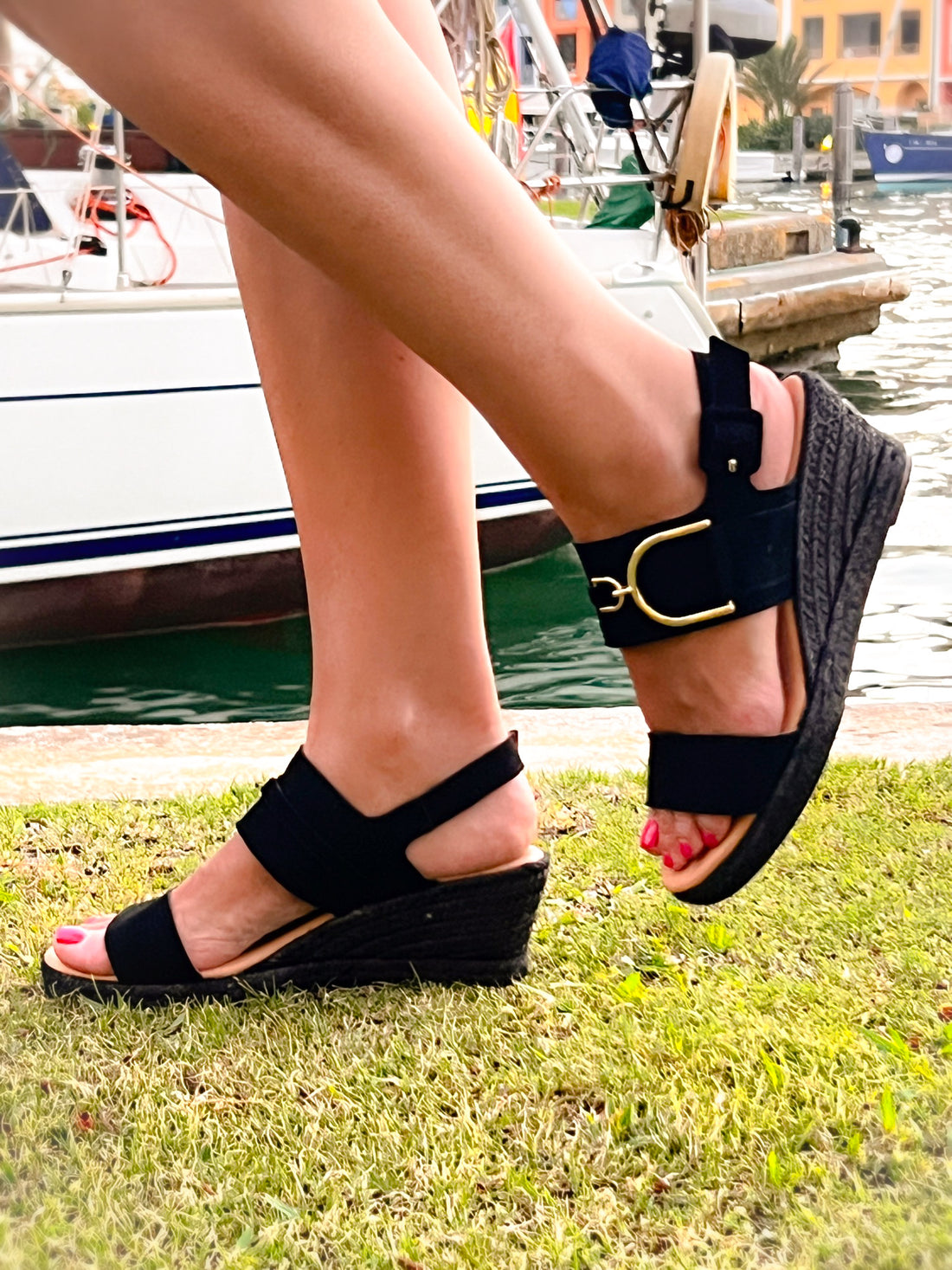 Alpargata mi estribo negro 5 cuerdas