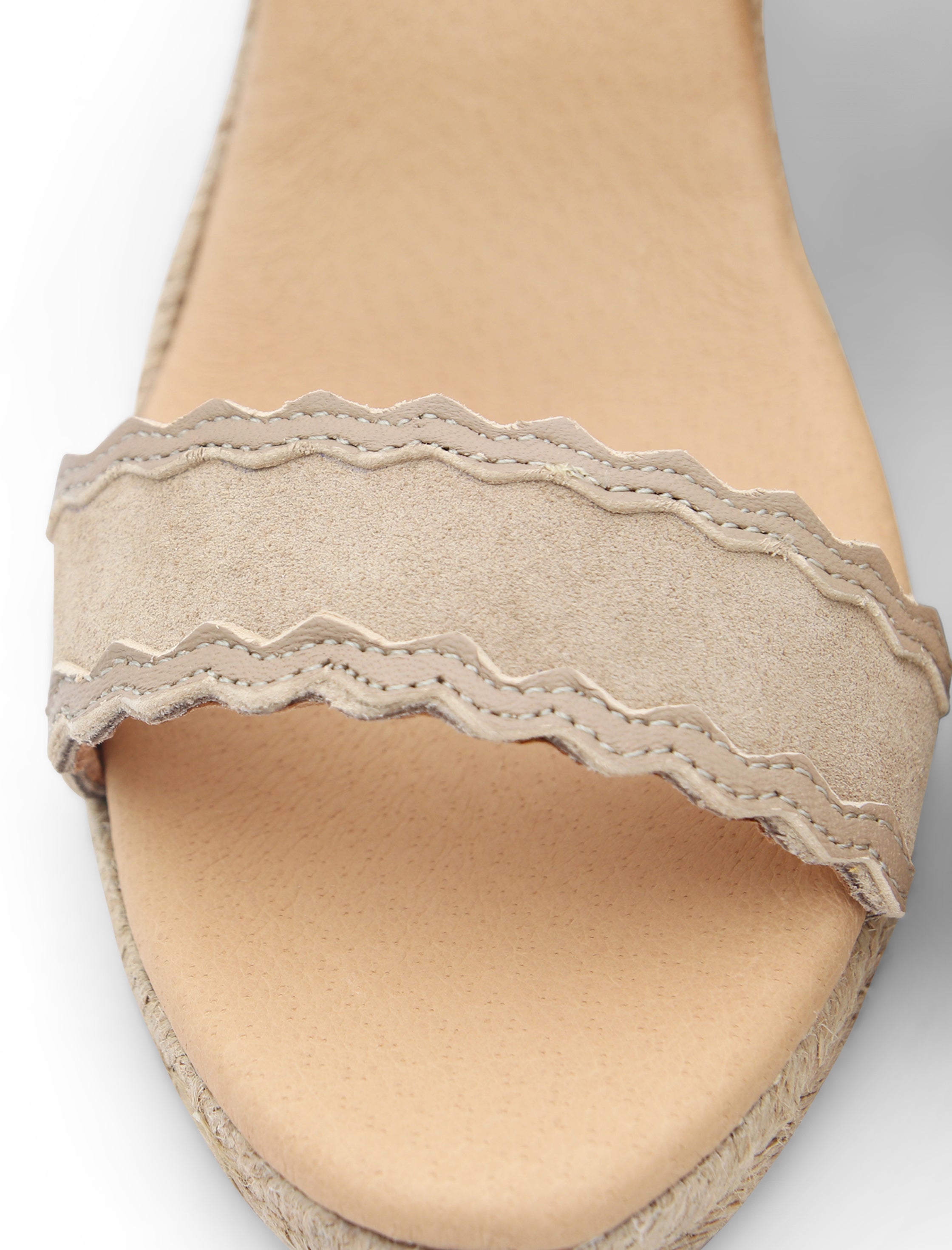 Sandalia cuña espadrille visón