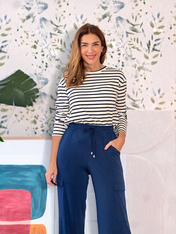 Camiseta marinera muy chic beige marino