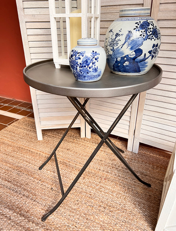 WOODEN TRAY TABLE