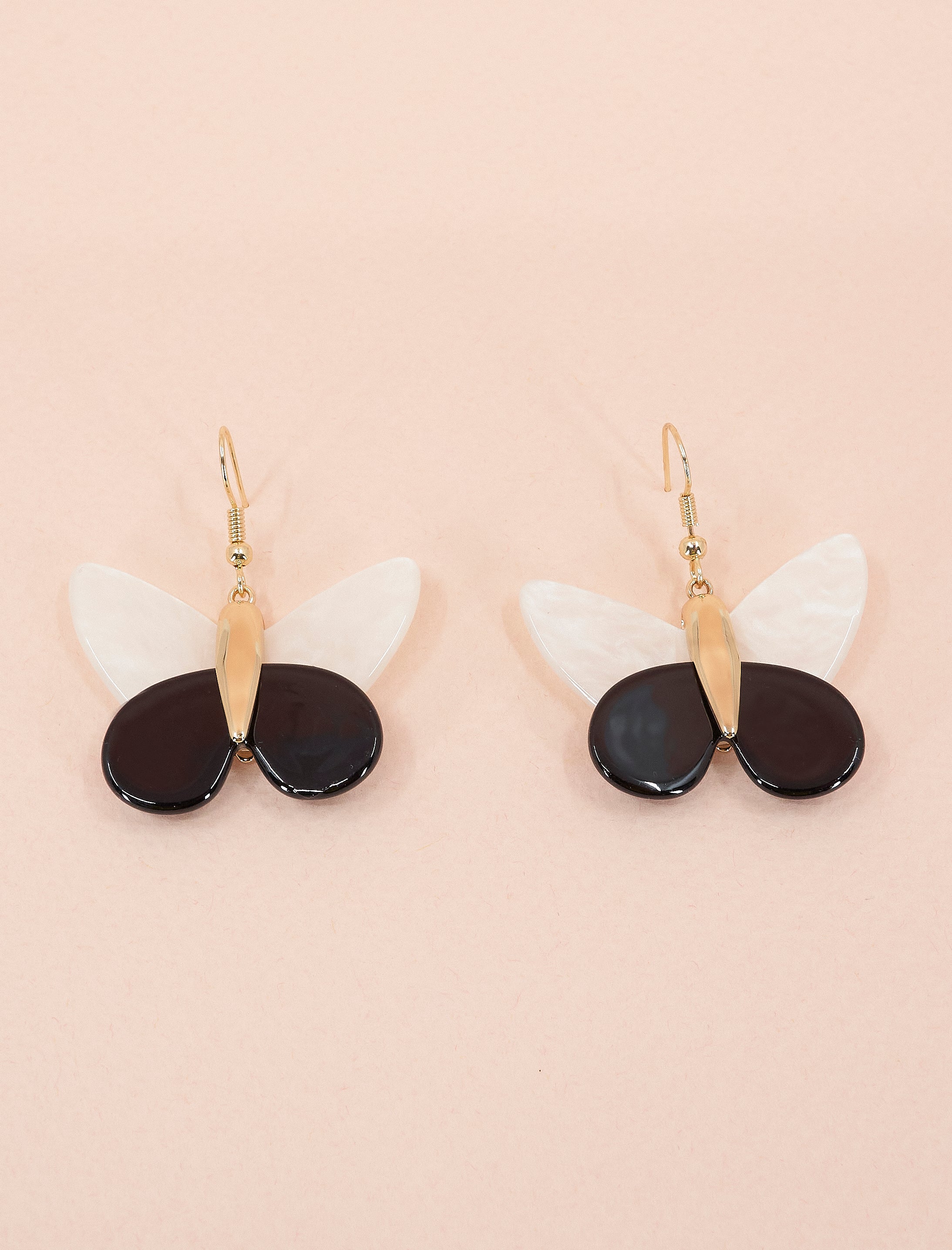 PENDIENTES MARIPOSAS CHIC NEGRO/BLANCO