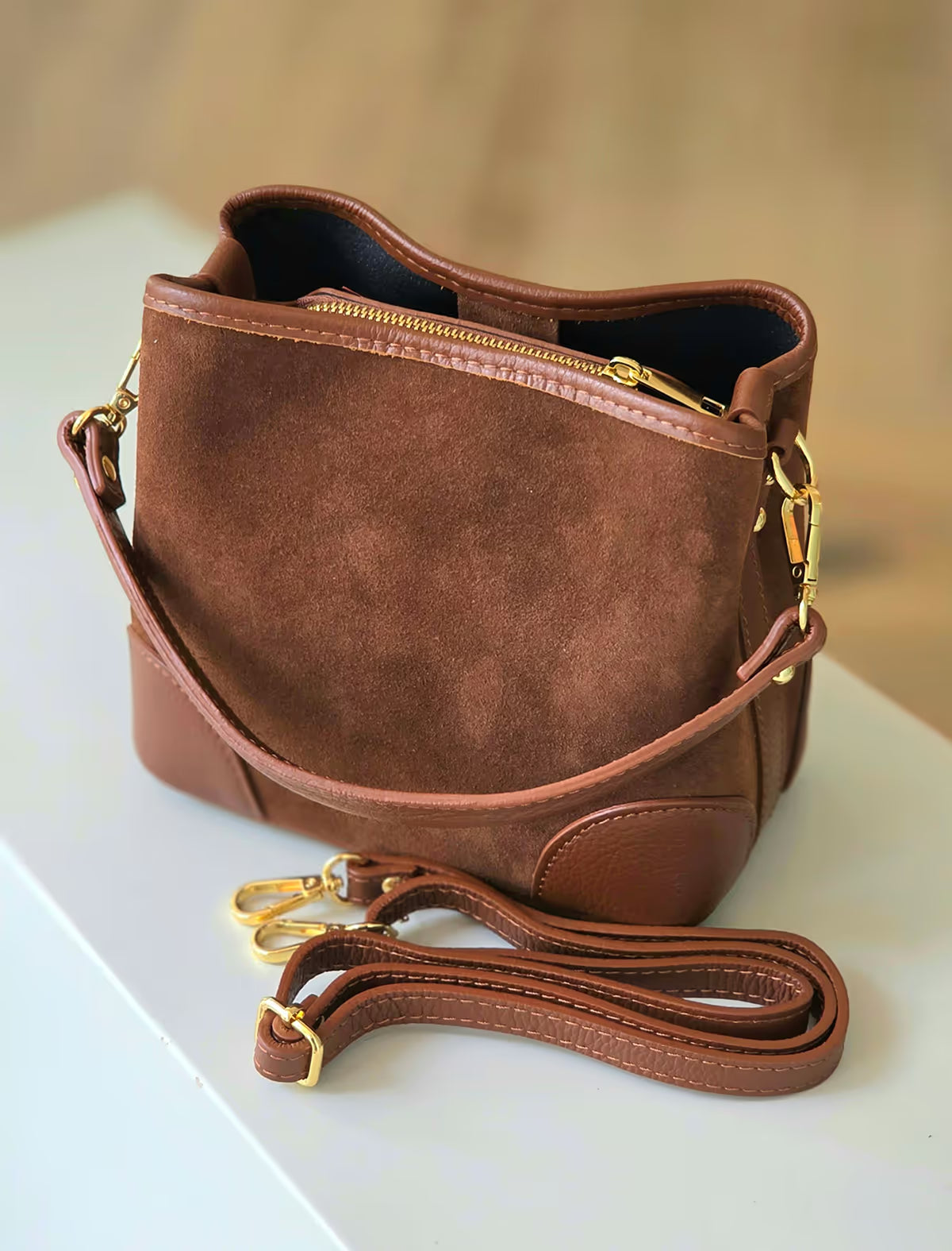 Bolso marrón bombonera très chic
