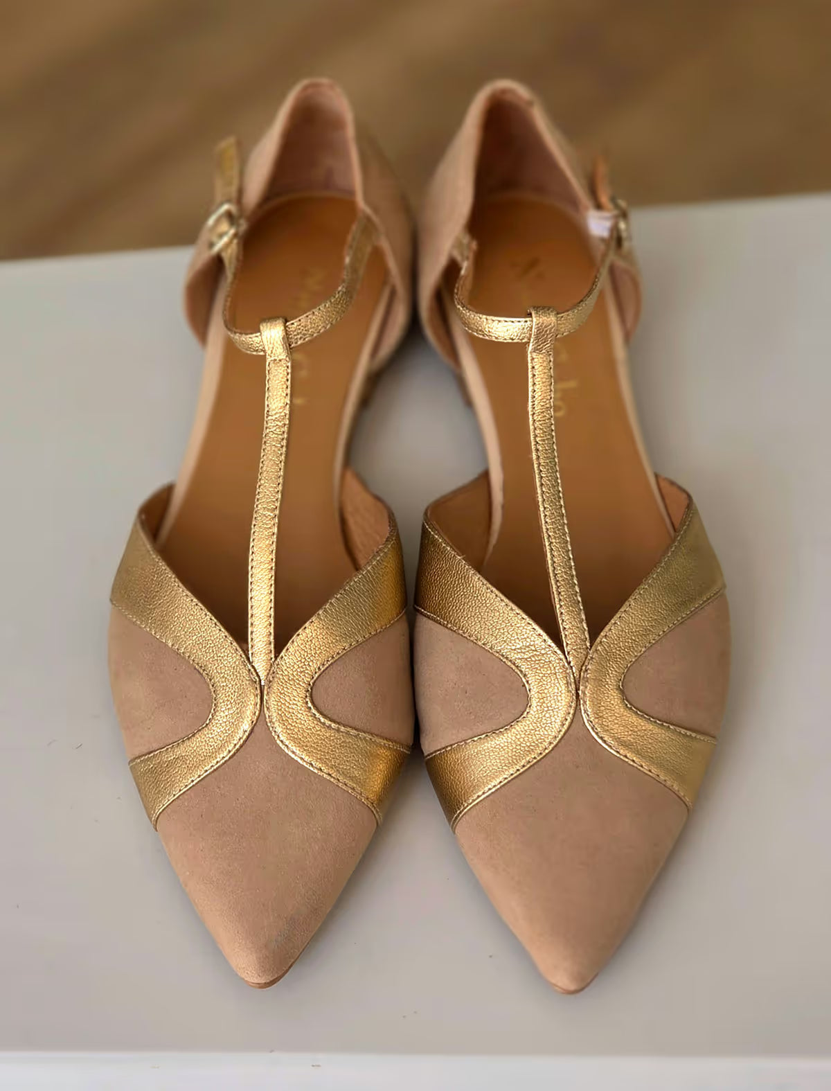 Bailarina Camel con pulsera chic
