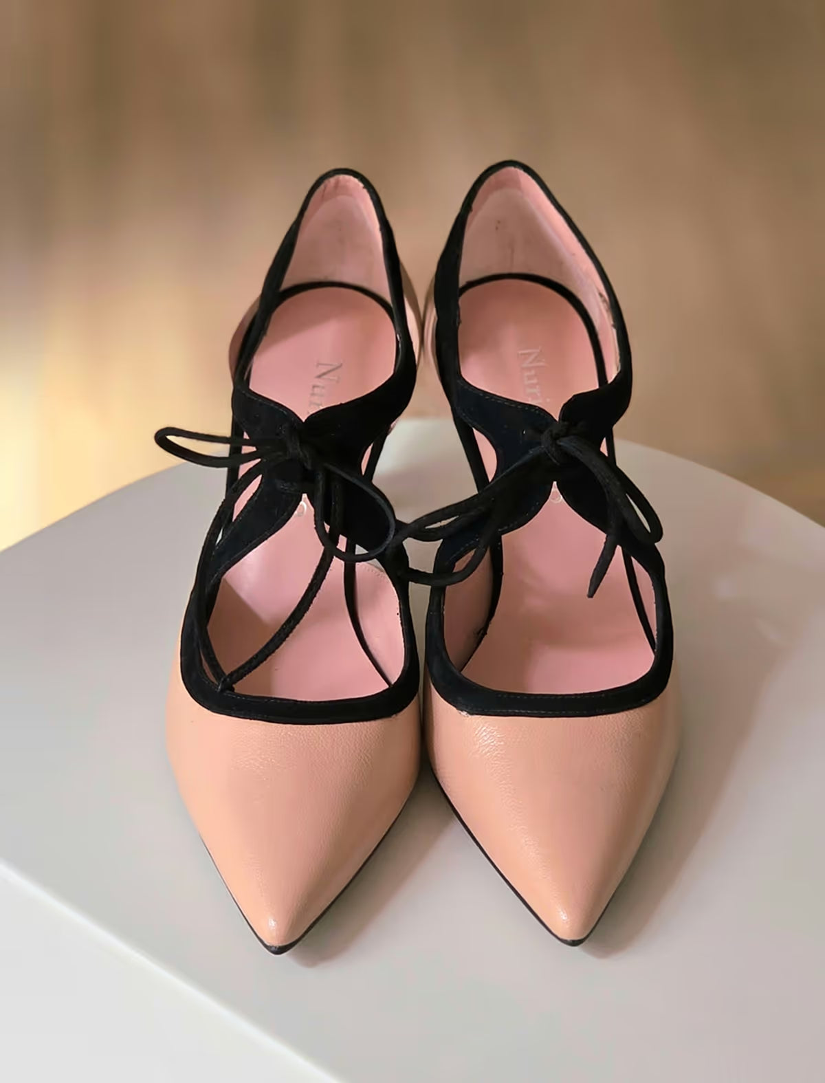 Zapato de fiesta tacón medio nude negro Jimena