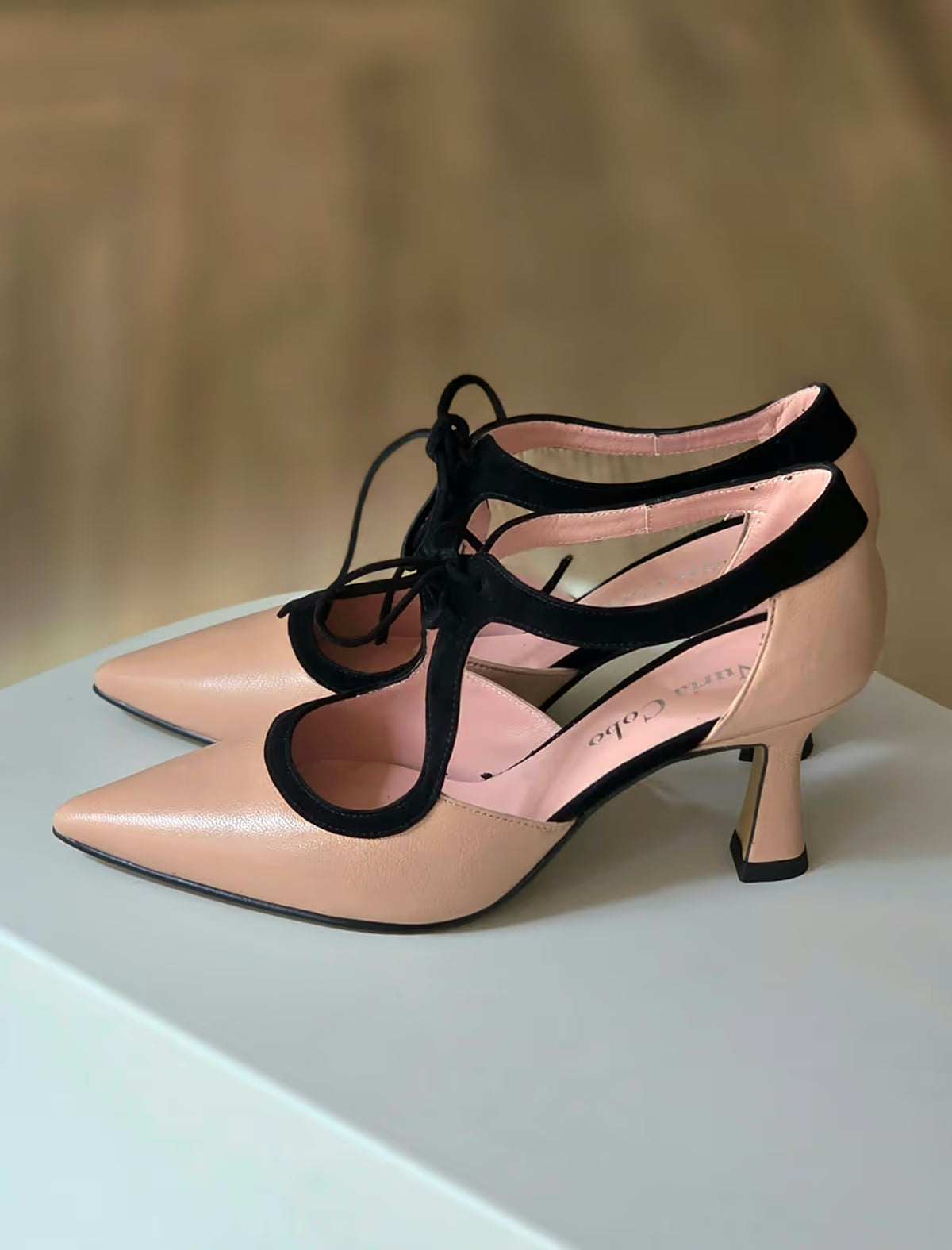 Zapato de fiesta tacón medio nude negro Jimena