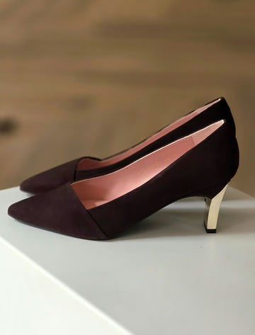 Zapato ante marrón tacón medio Aguamarina