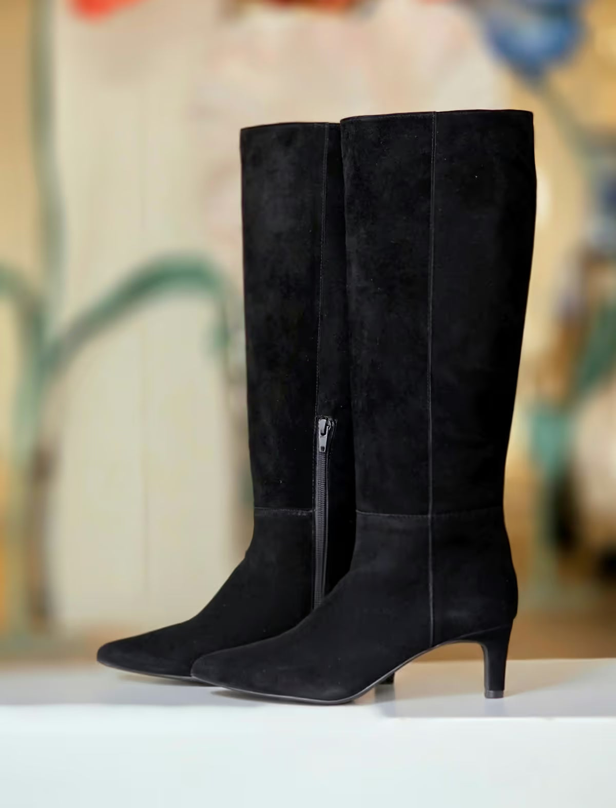 Bota negra con tacón estilazo