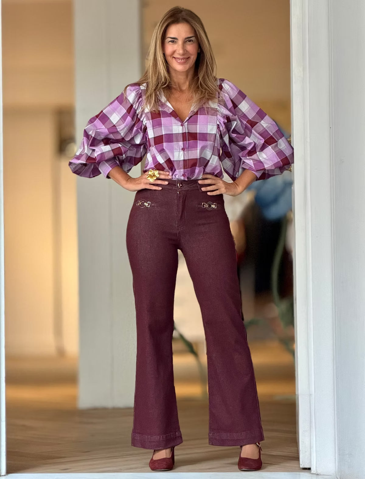 Pantalón vaquero burdeos especial