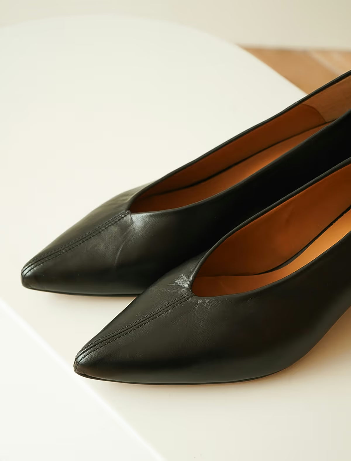 Zapato negro tacón medio Anna