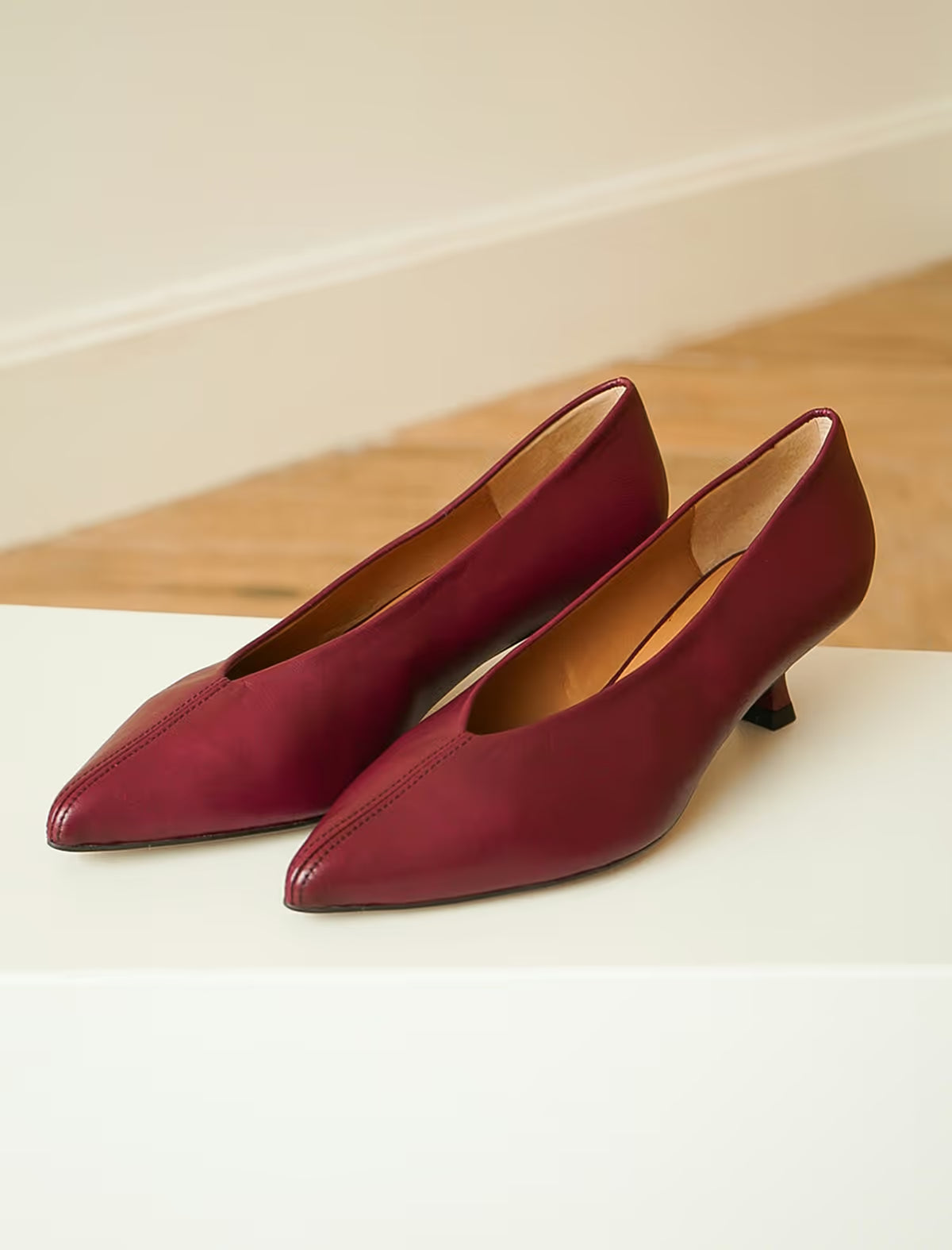 Zapato burdeos tacón medio Anna