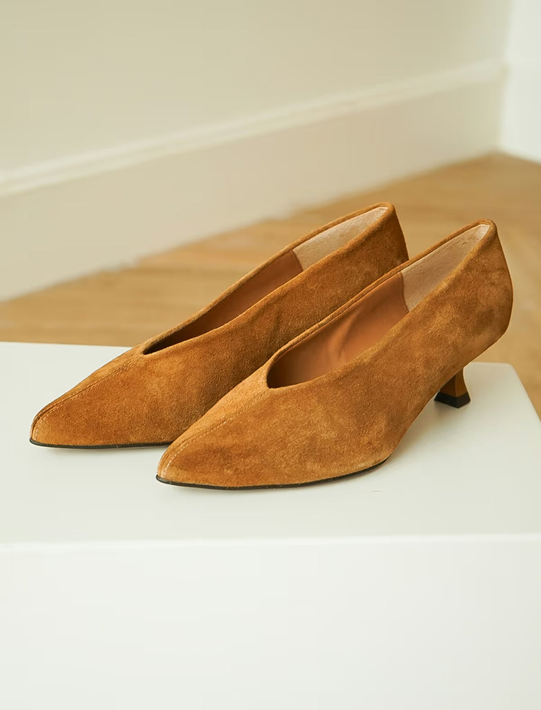 Zapato castaño tacón medio Anna