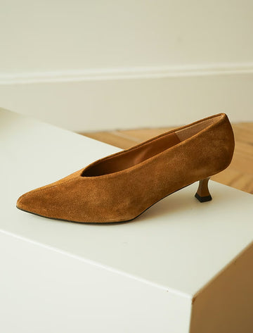 Zapato castaño tacón medio Anna