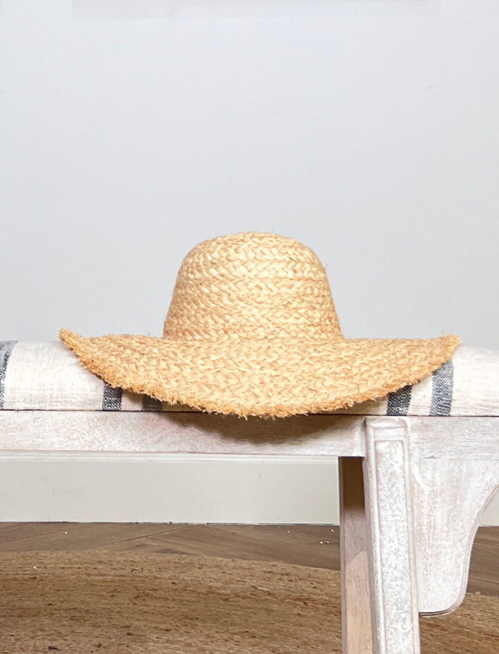 SOMBRERO ESTILO BAJO EL SOL