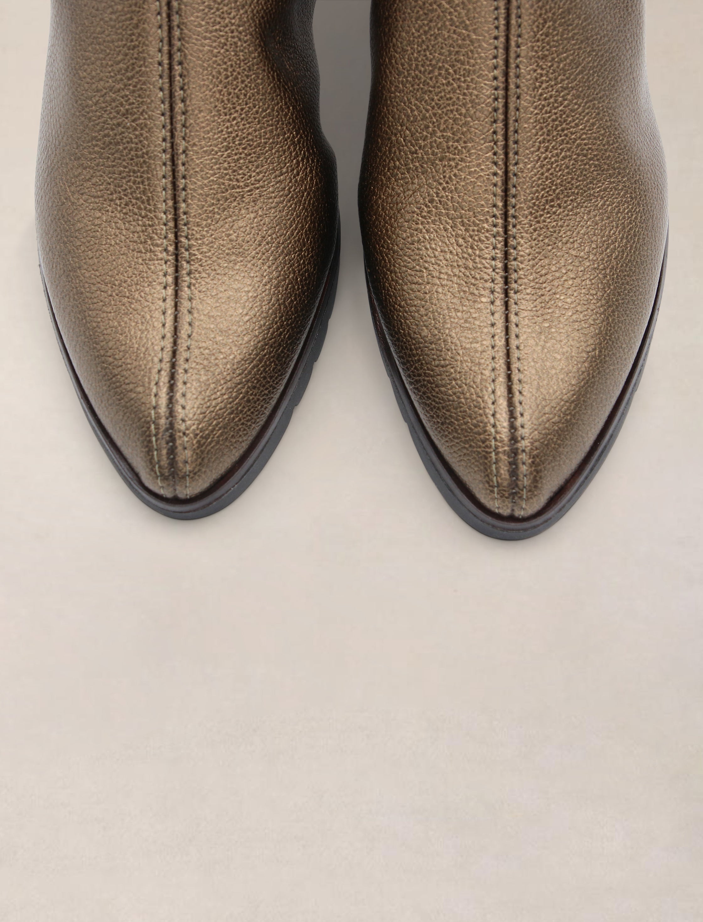 Bota Fondo de Armario Bronce