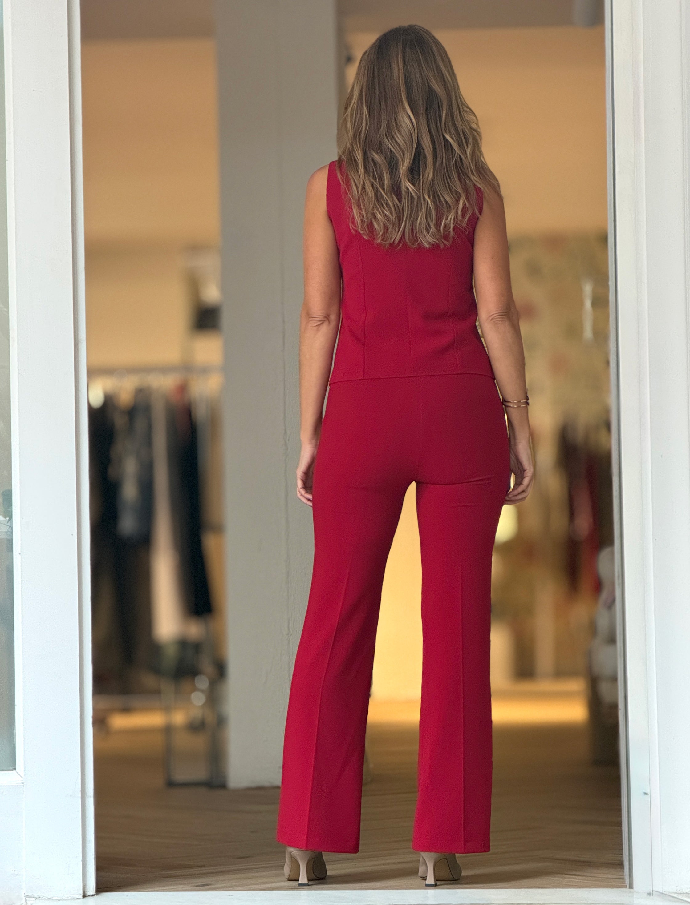 Pantalón ideal de bolsillos marsala