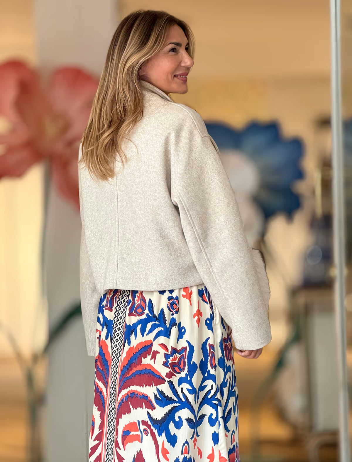 Beige jacket with fuzzy pocket (name Nuria pending)