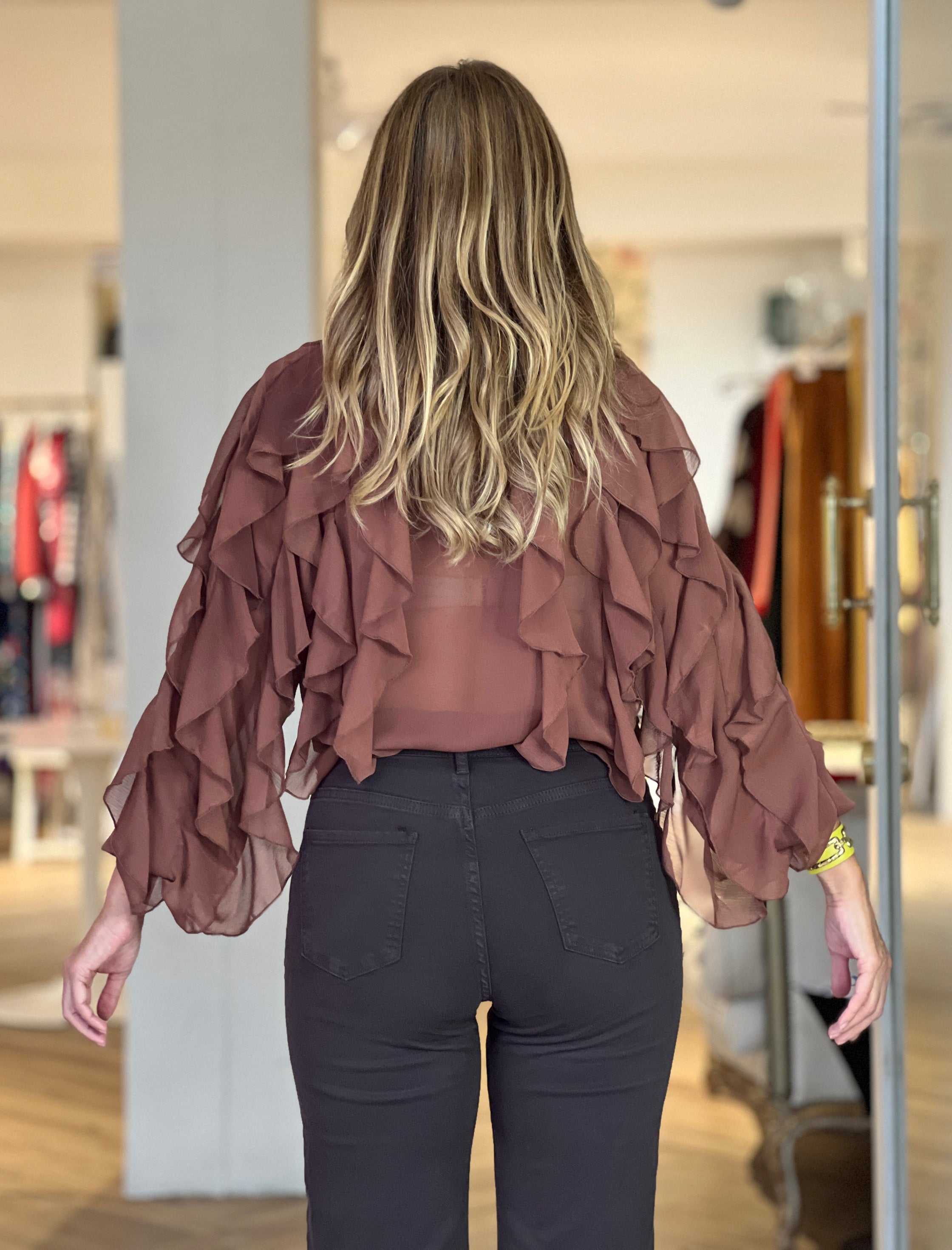 Camisa marrón gasa volantes chic