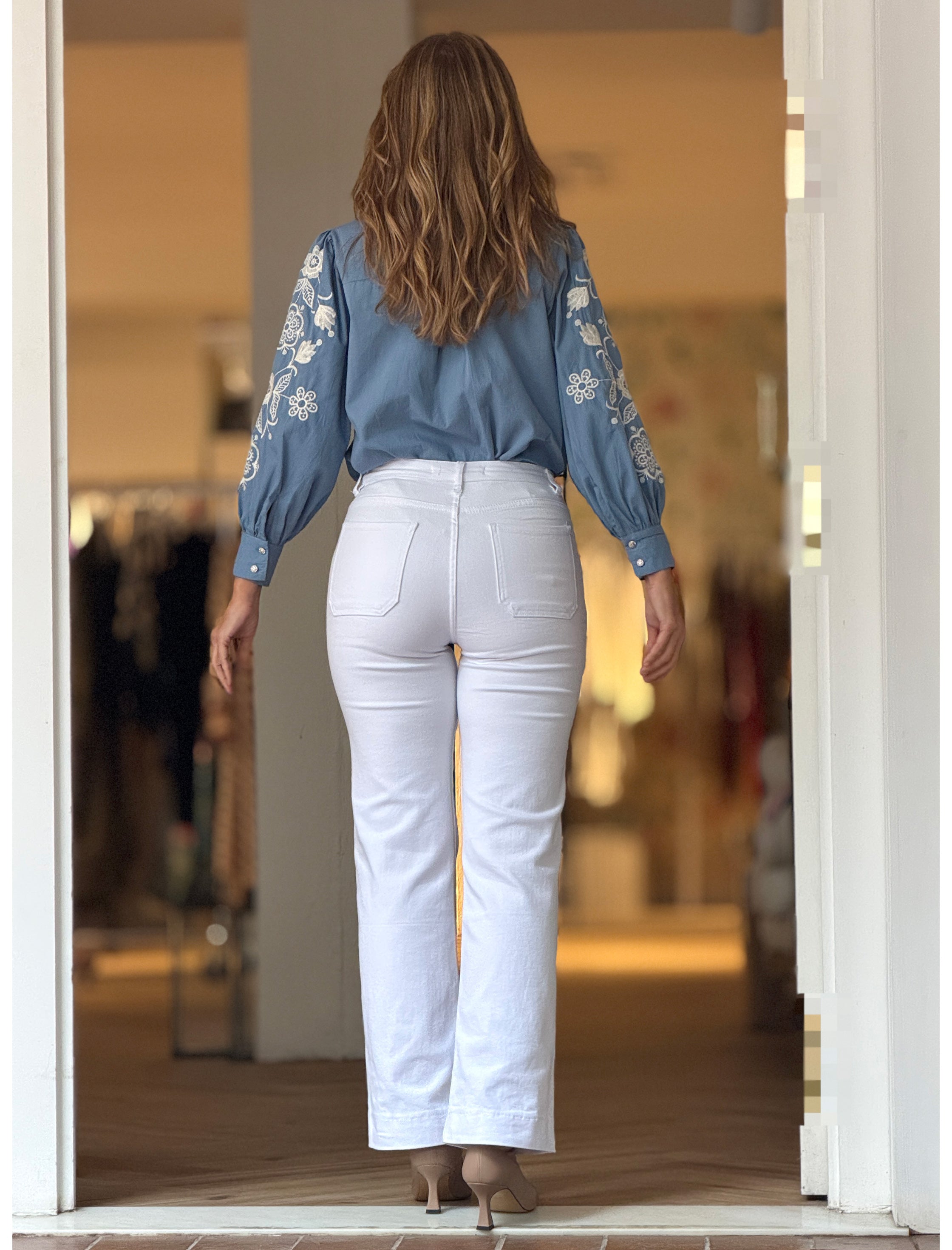 Pantalón vaquero bolsillos trenzados Blanco