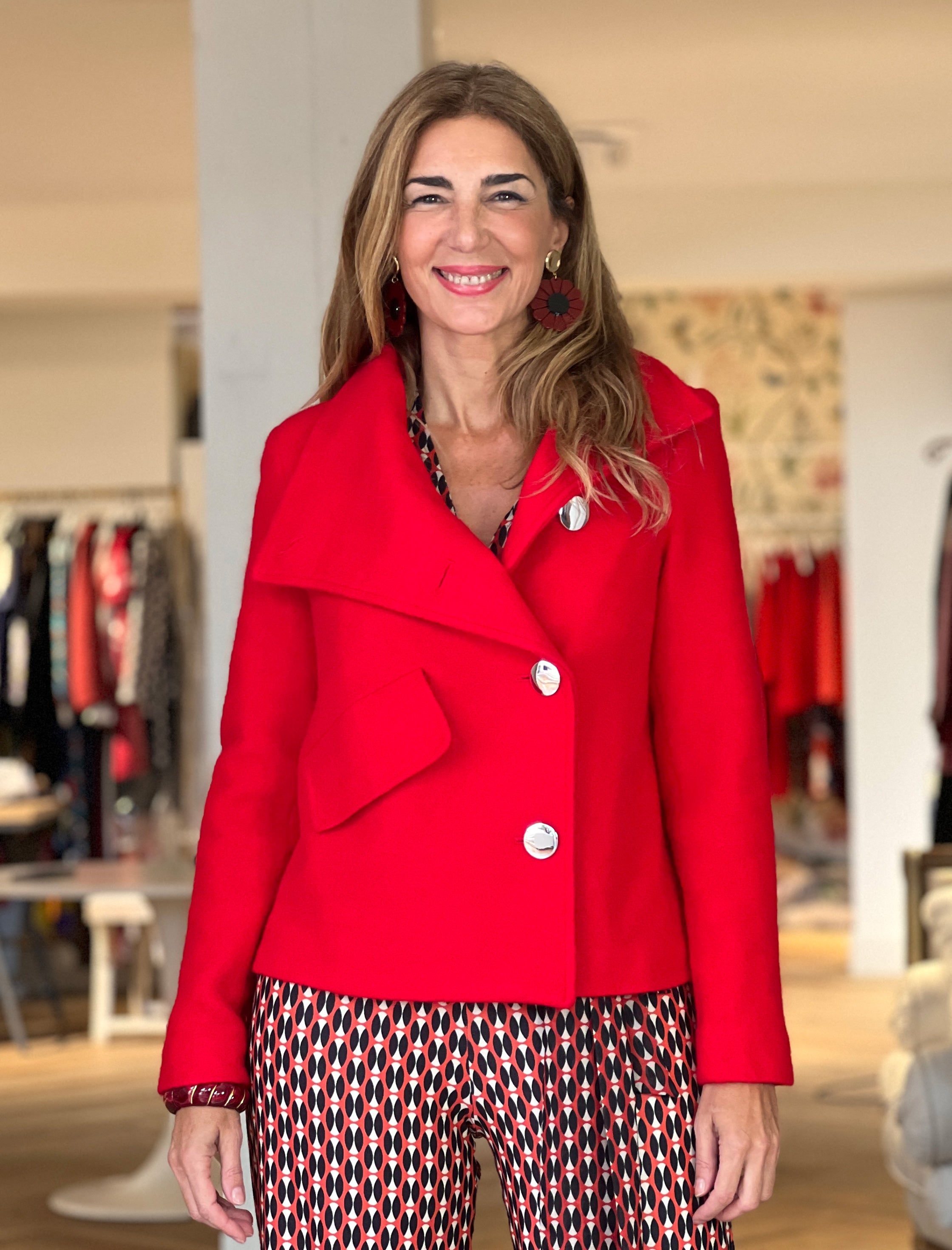 Chaqueta supersuave de botones roja