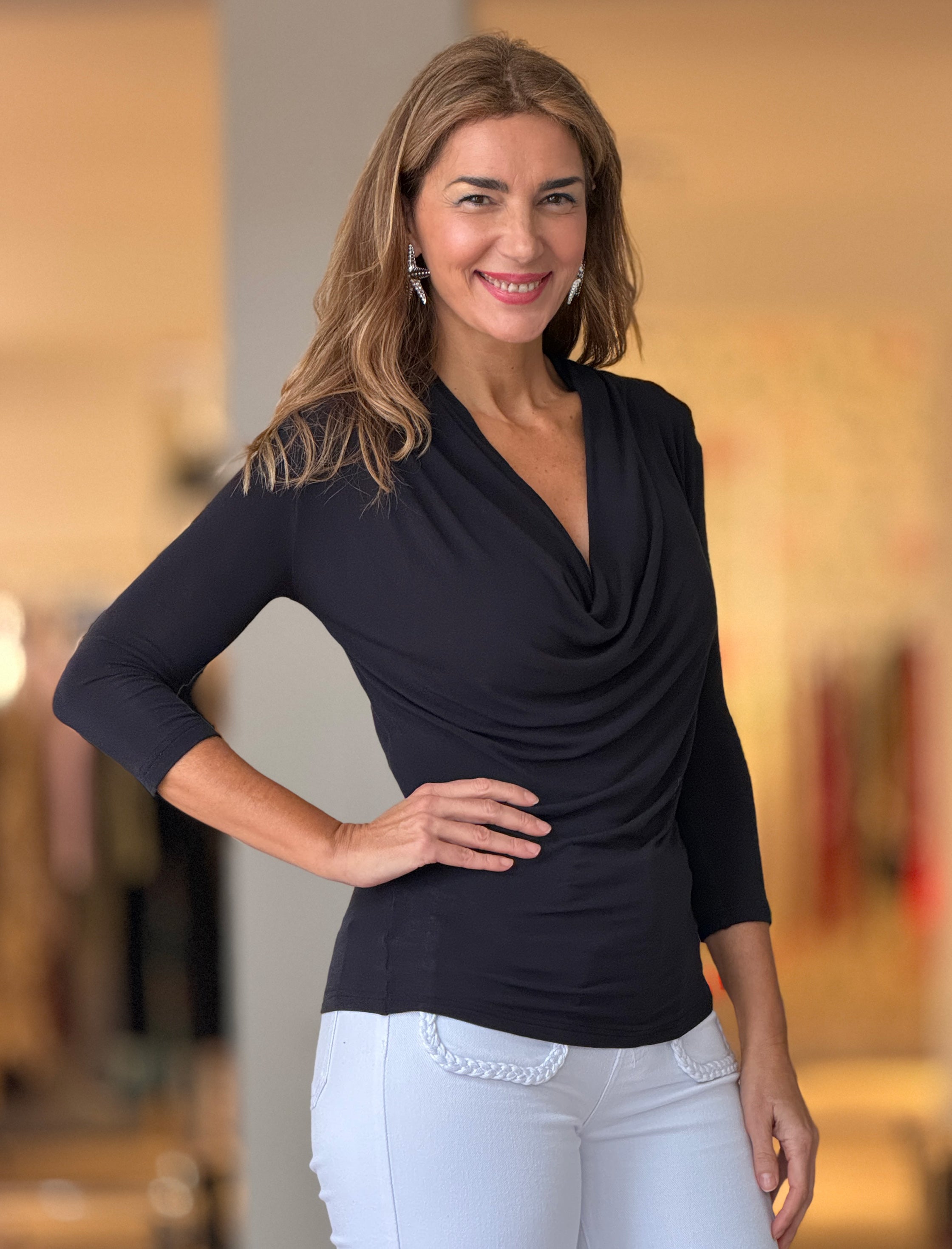 Camiseta drapeada de viscosa negra