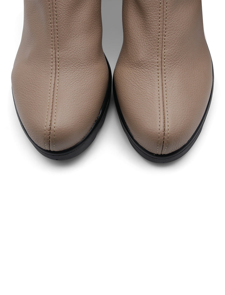 Bota Slow Grab. Taupe ULTIMO 6-9-0-41