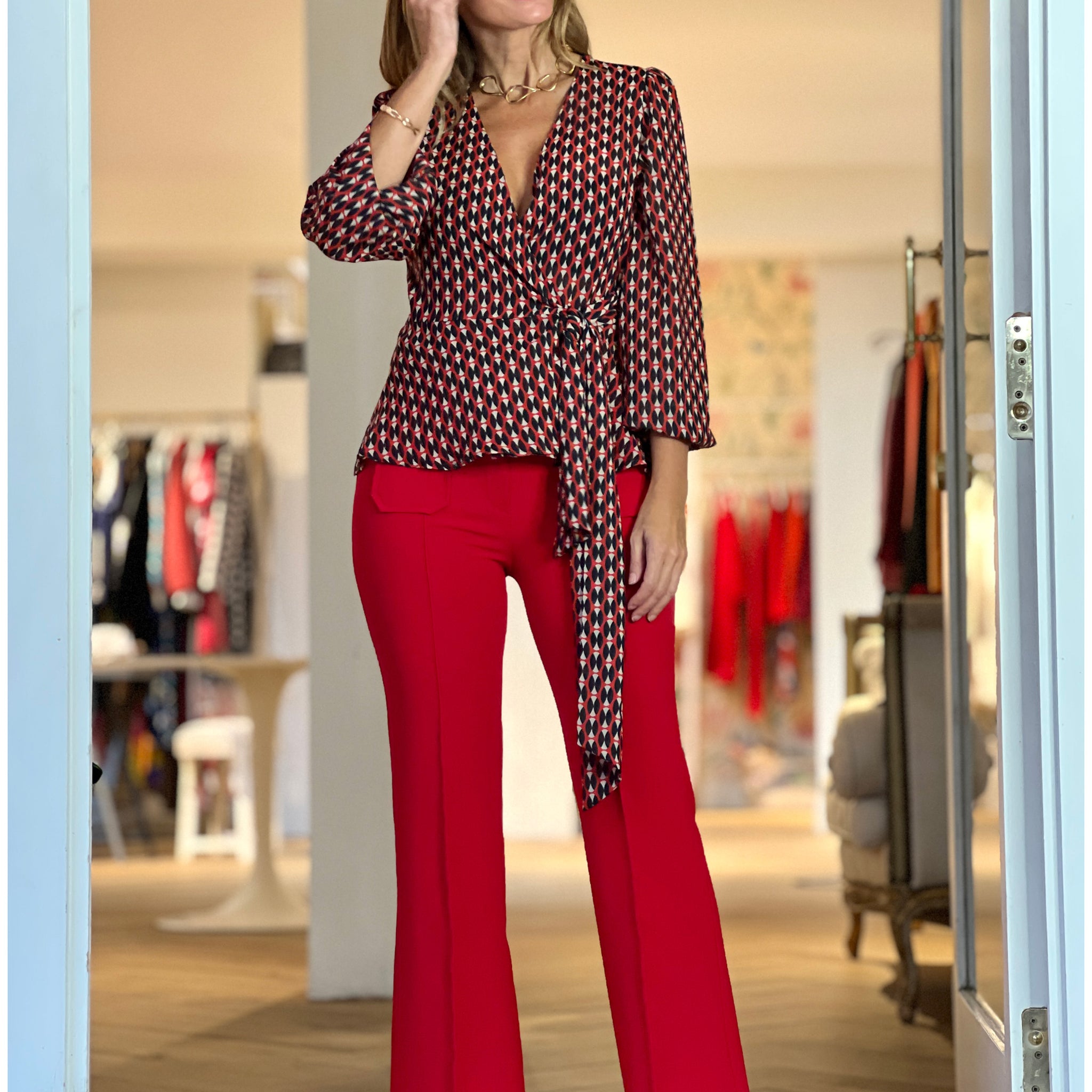 Pantalón ideal de bolsillos rojo