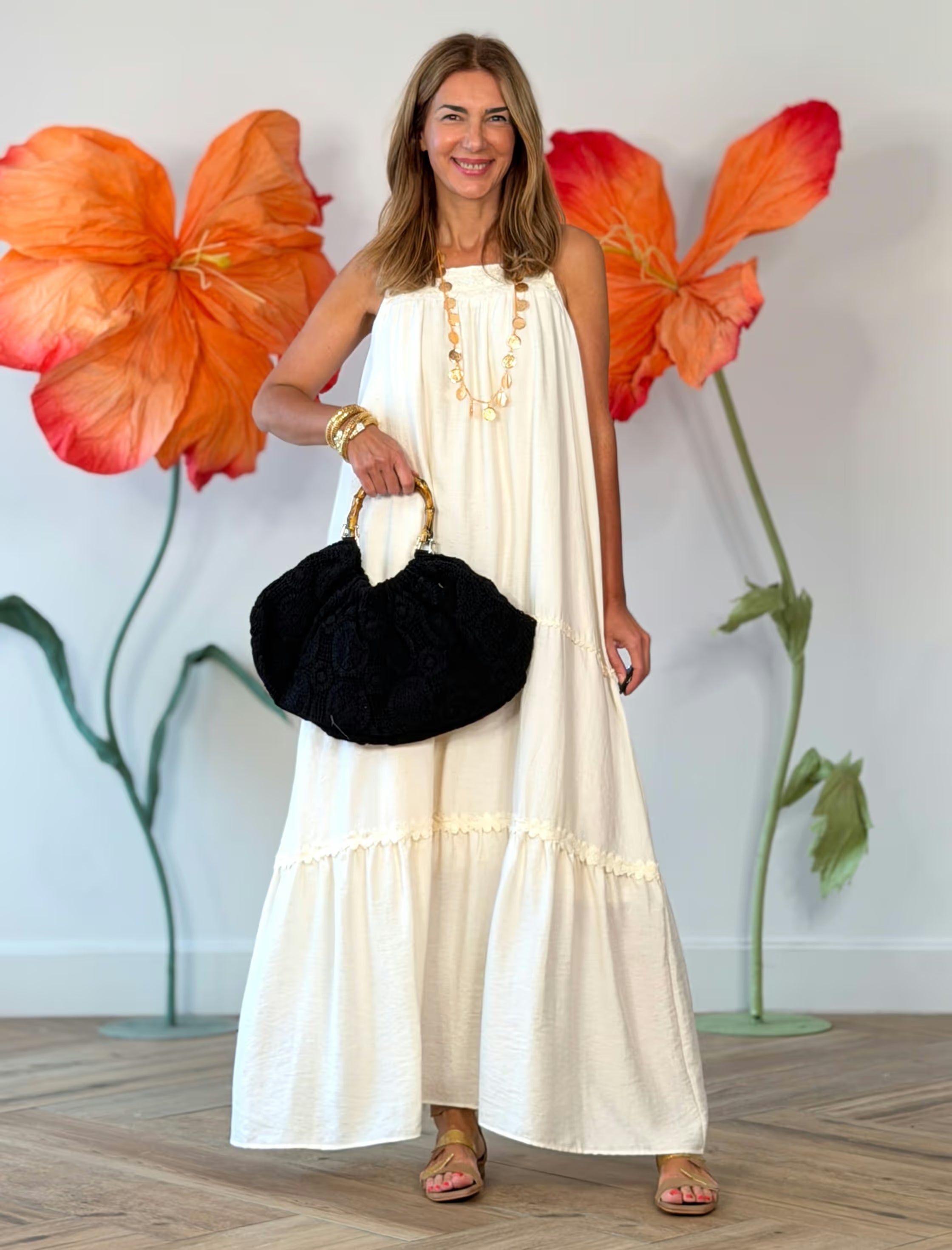 Bolso negro de crochet chic
