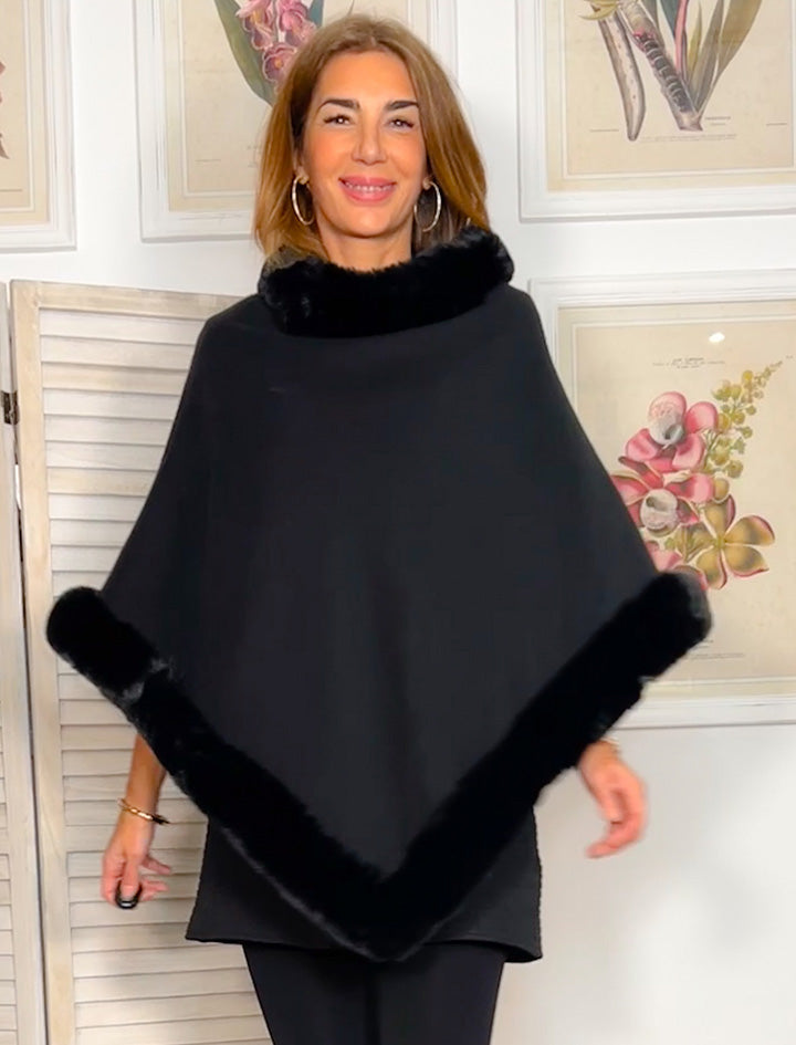 BLACK SUPERCUQUI CAPE