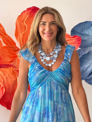 Light blue mother-of-pearl layered necklace