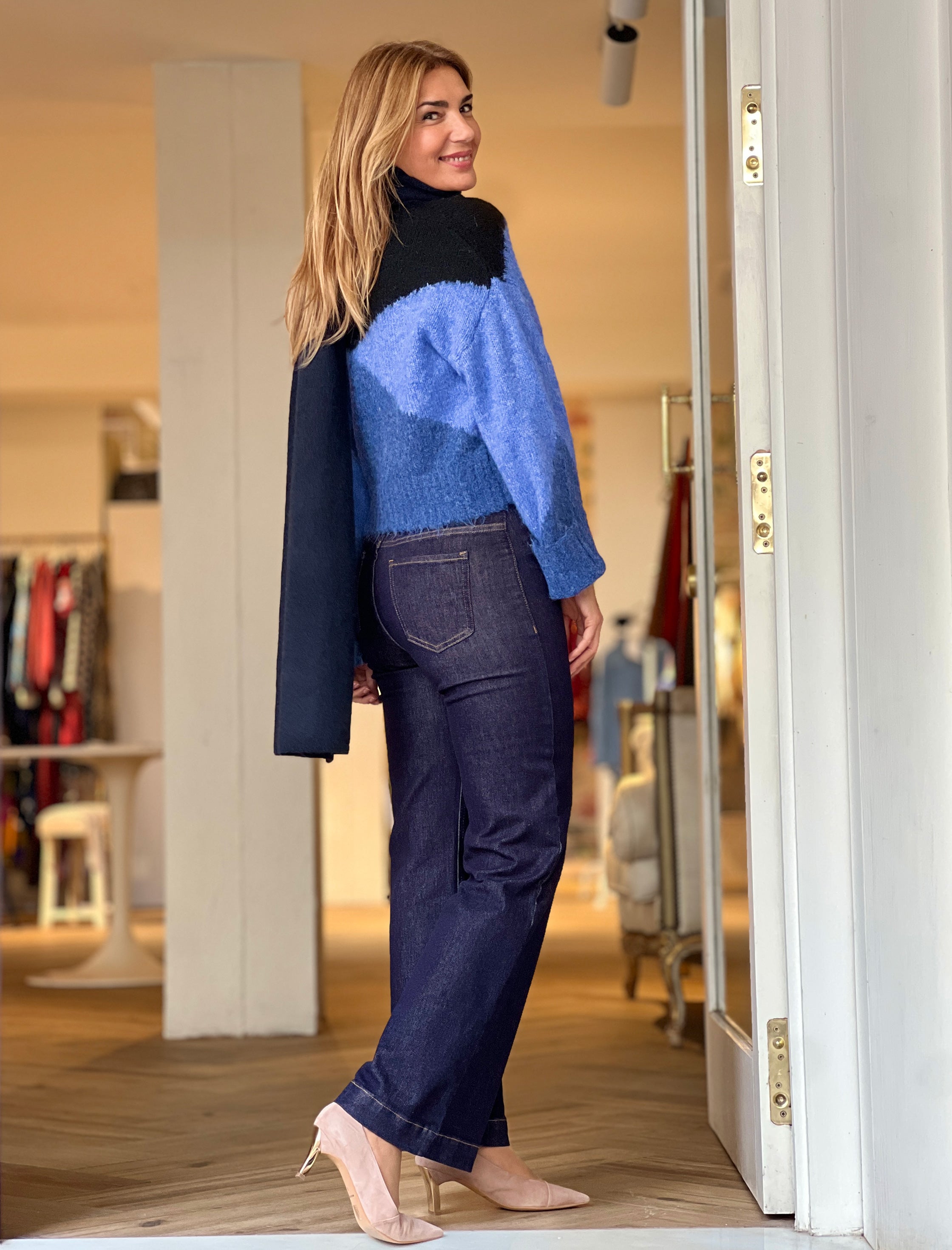 Pantalón vaquero azul marino especial