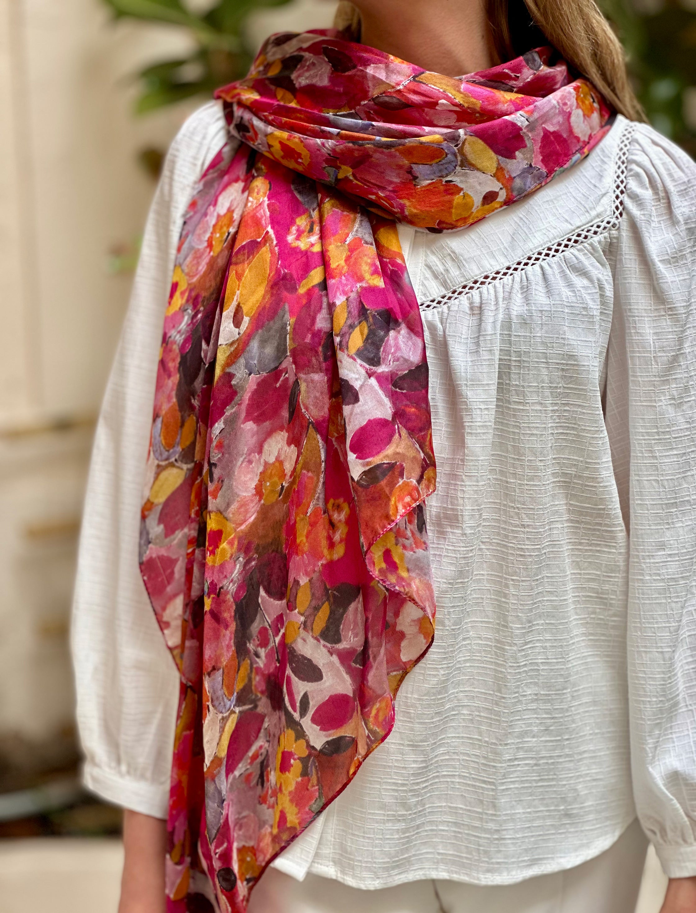 Pañuelo de seda floral