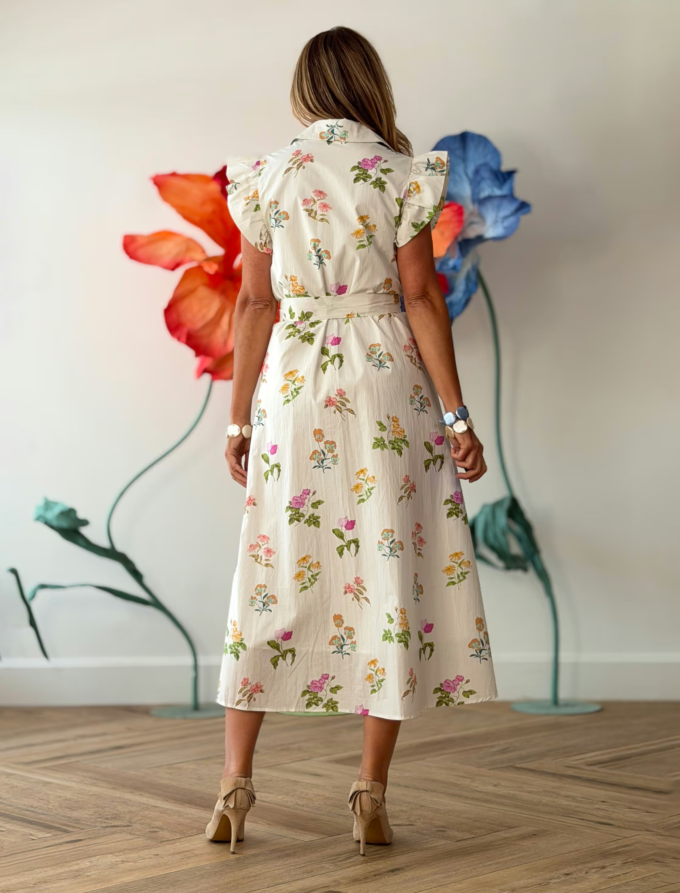 Vestido camisero muy floreal