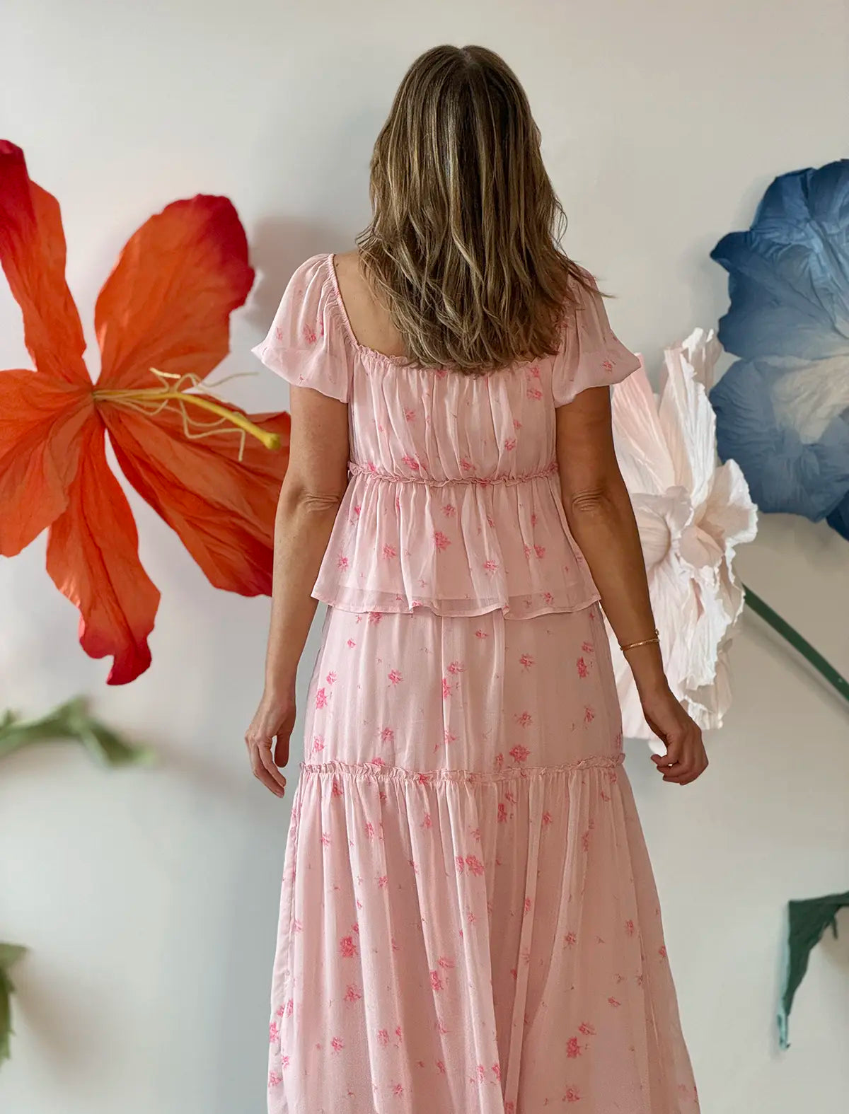 Camisa y falda larga boho rosa