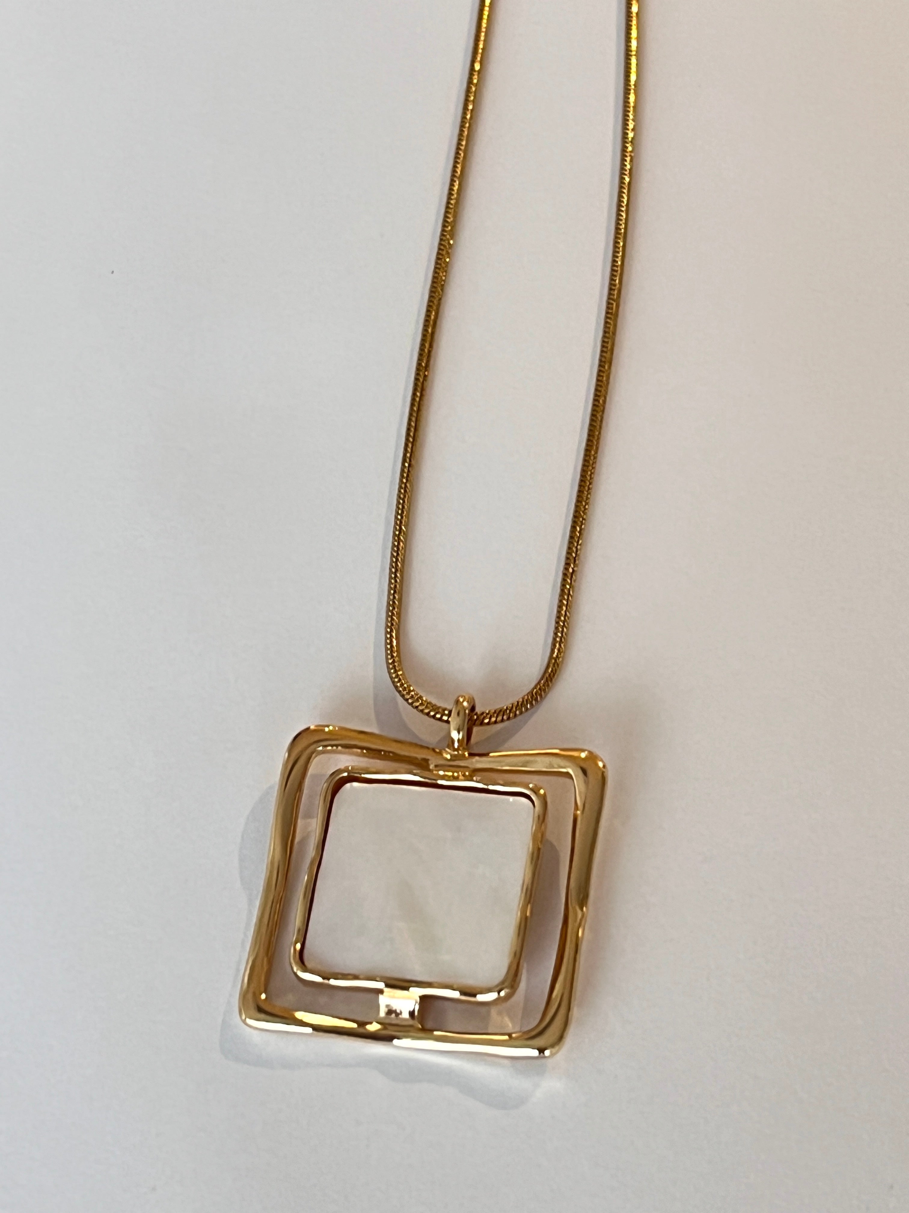 Collar chic calista