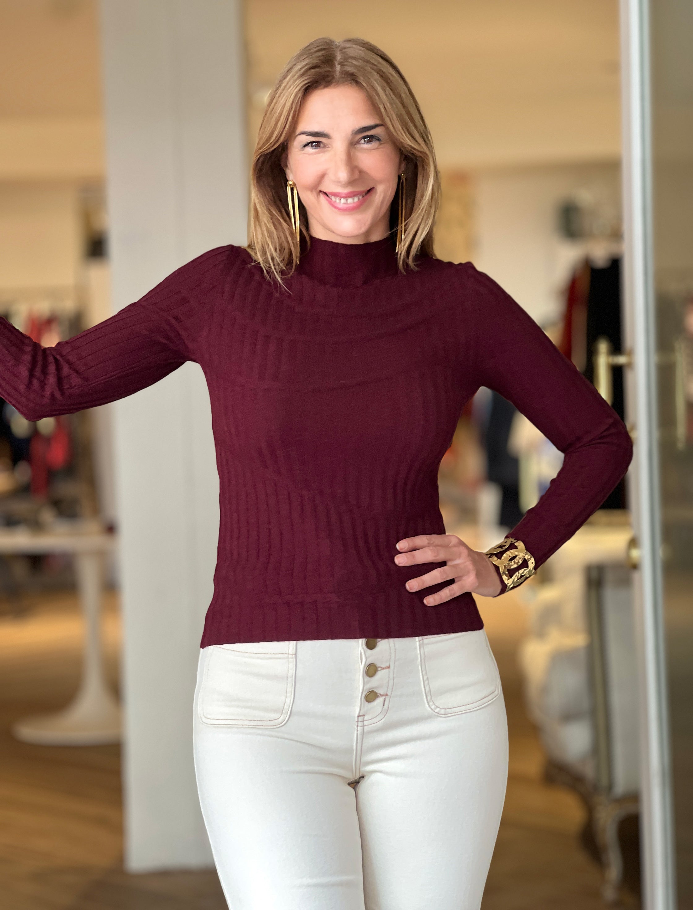 Jeans más bolsillos crema