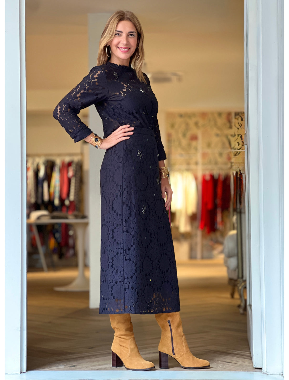 Falda encaje artesanal