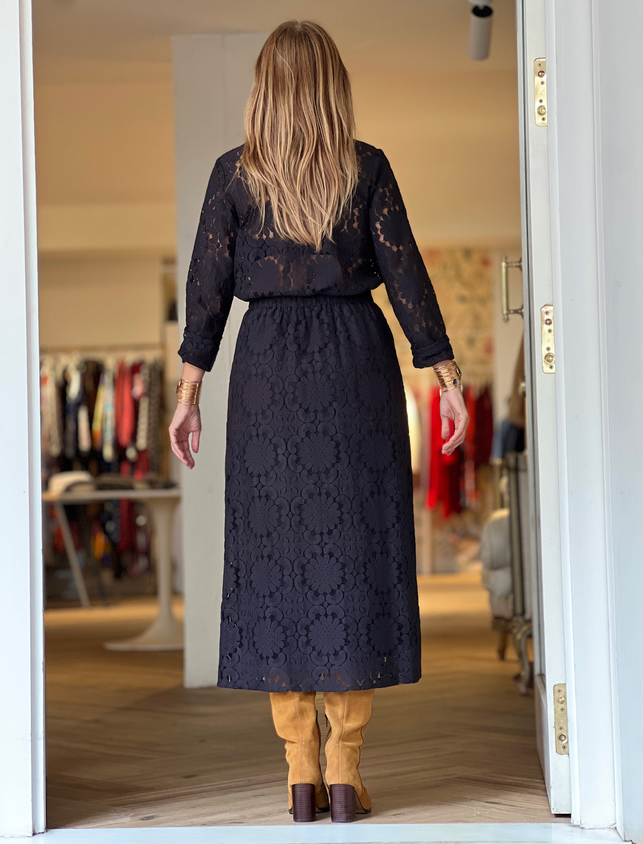 Falda encaje artesanal