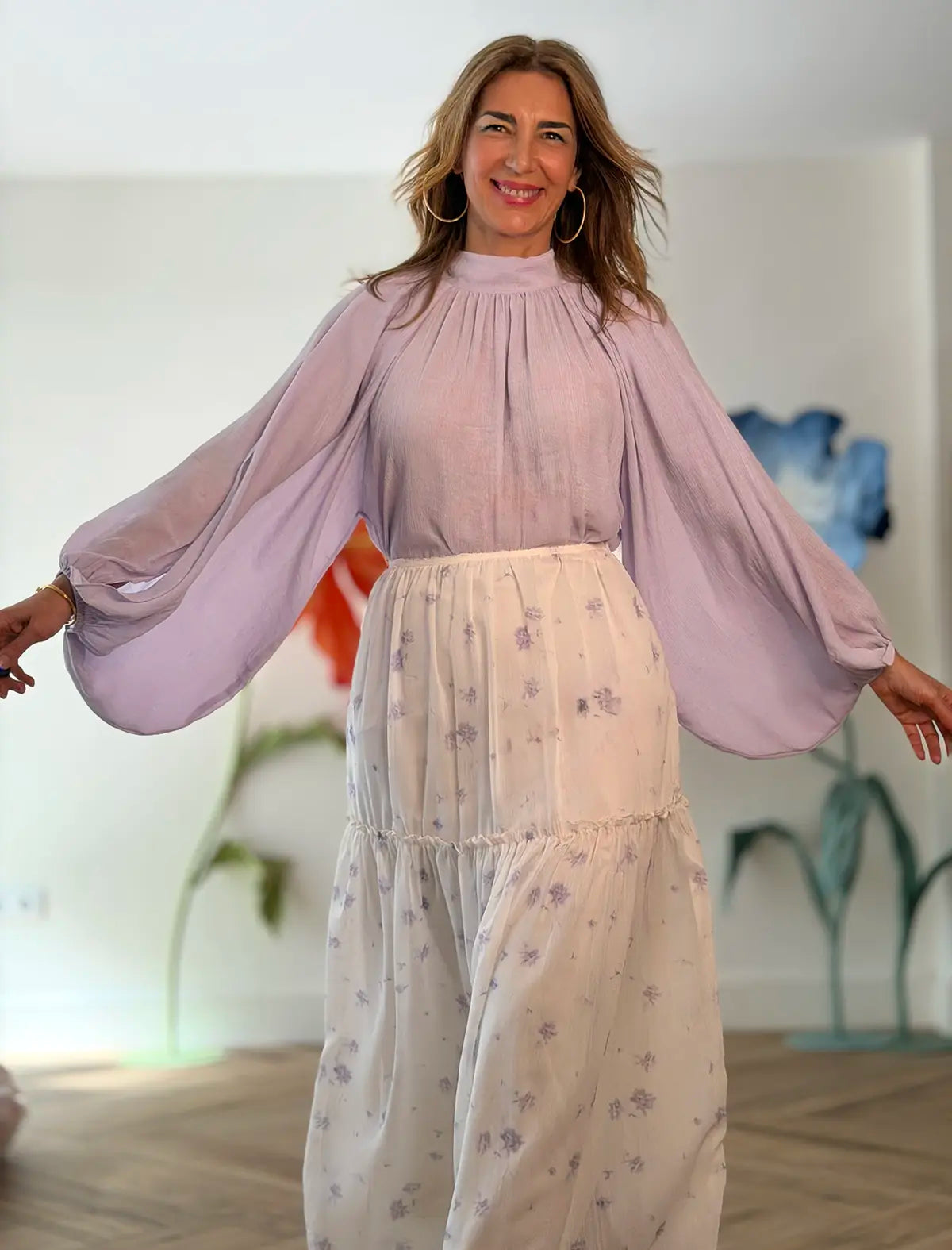 Camisa lila con lazada ideal